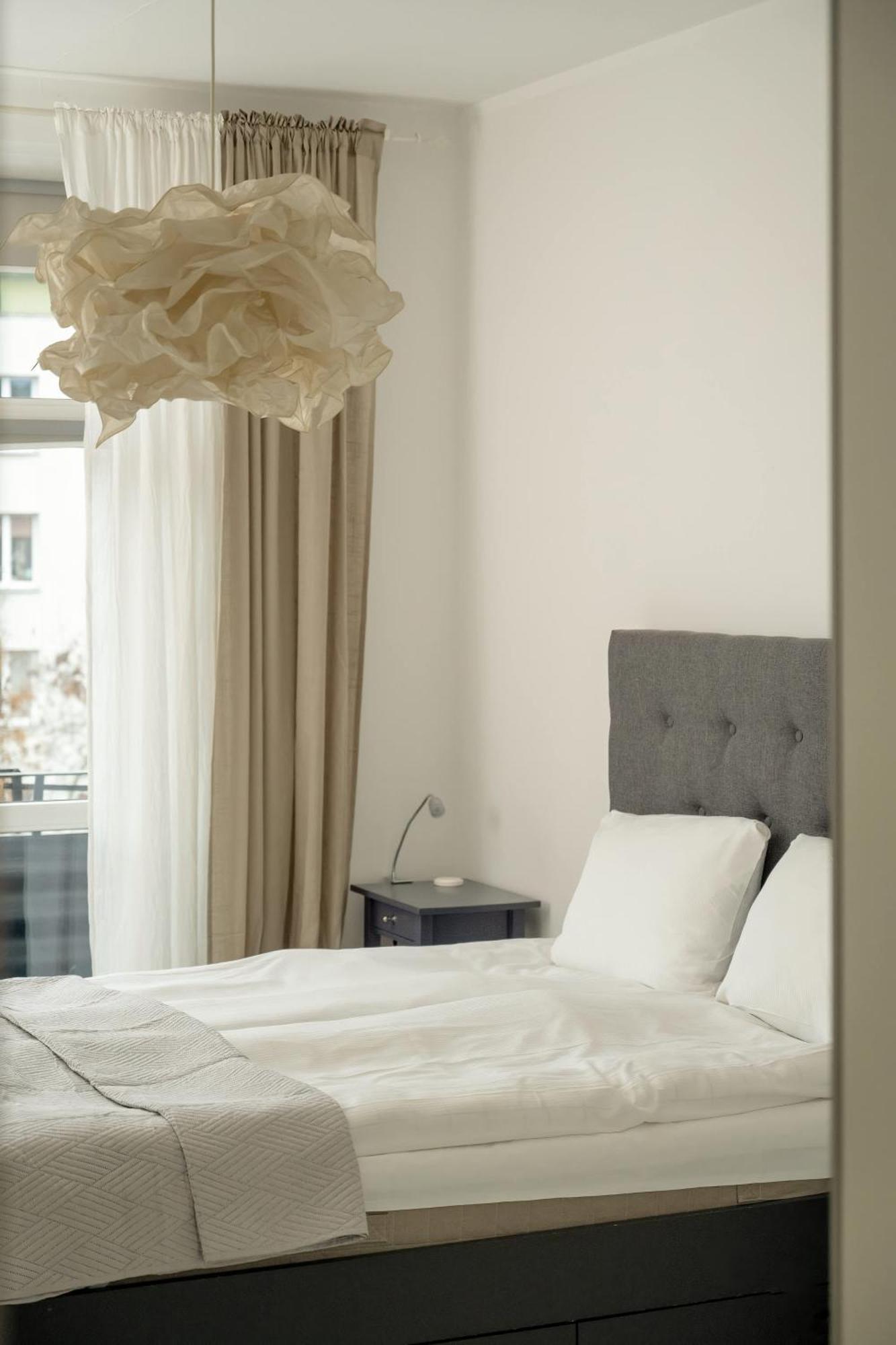 Pawlowa Stylish Apartment With Balcony & Home Office Wroclaw By Noclegi Renters Exterior photo