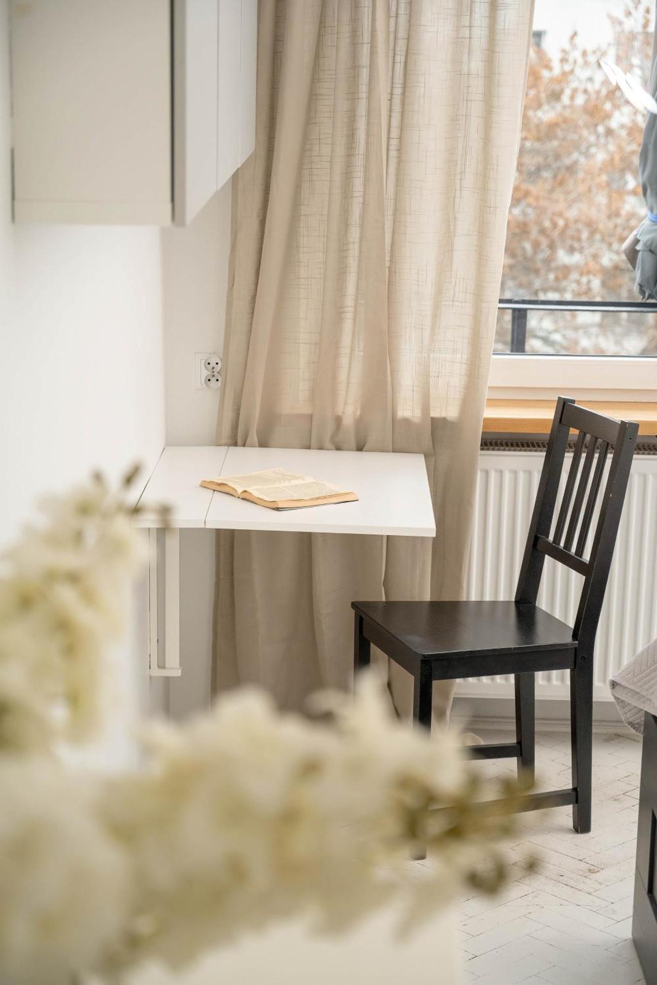 Pawlowa Stylish Apartment With Balcony & Home Office Wroclaw By Noclegi Renters Exterior photo